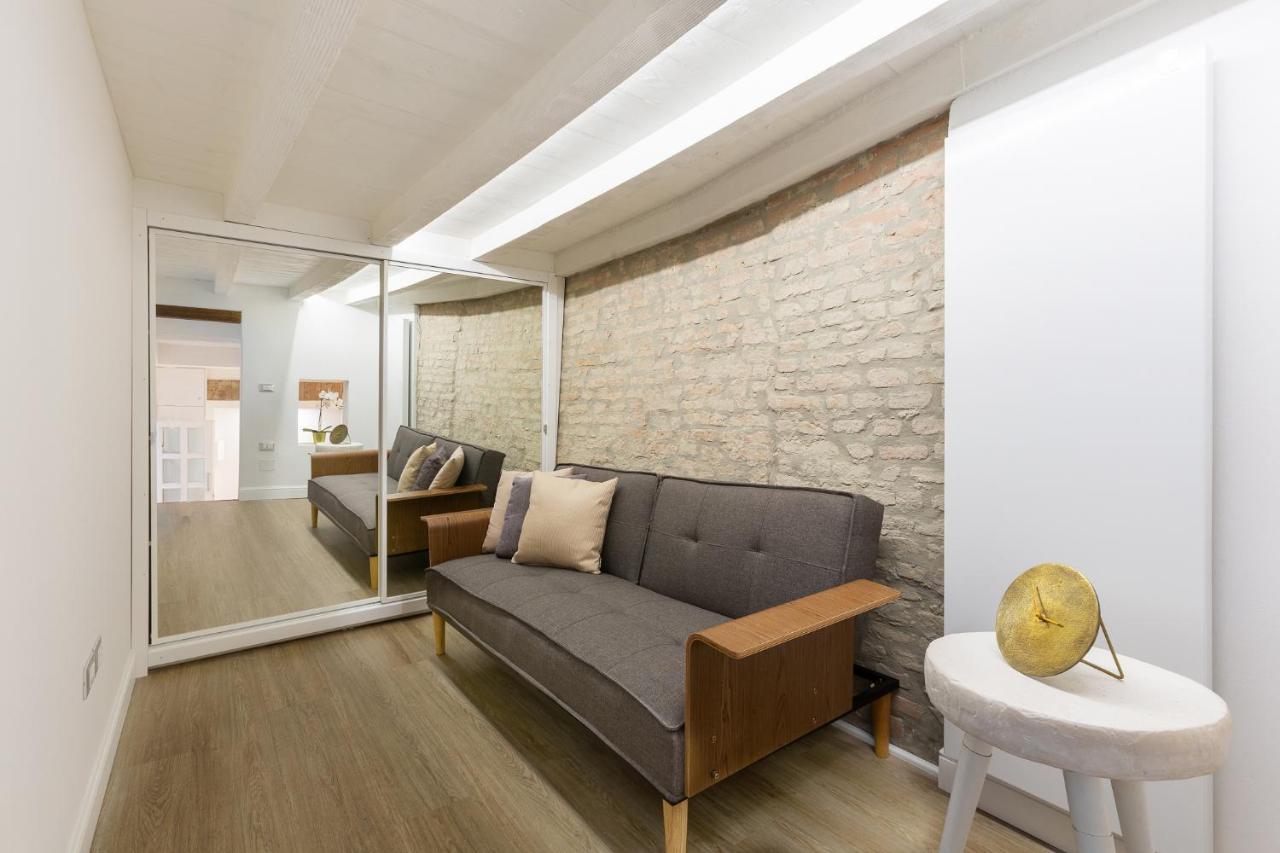 Ferrara Mayr White Apartment Exterior photo
